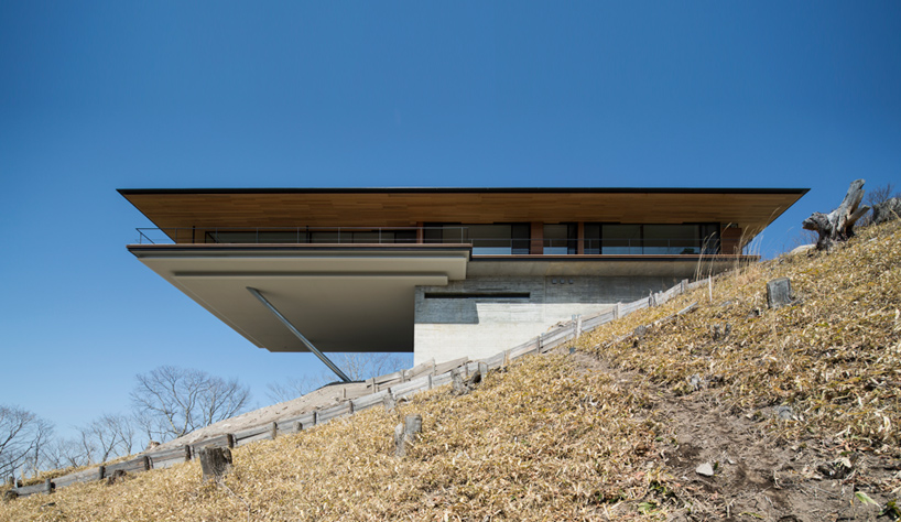 kidosaki architects studio house in yatsugatake japan designboom