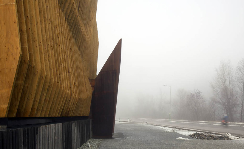 modus architects damiani holz & ko office building designboom