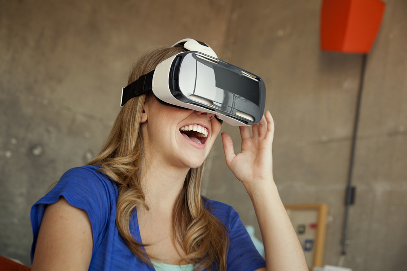 samsung-gear-VR-designboom02