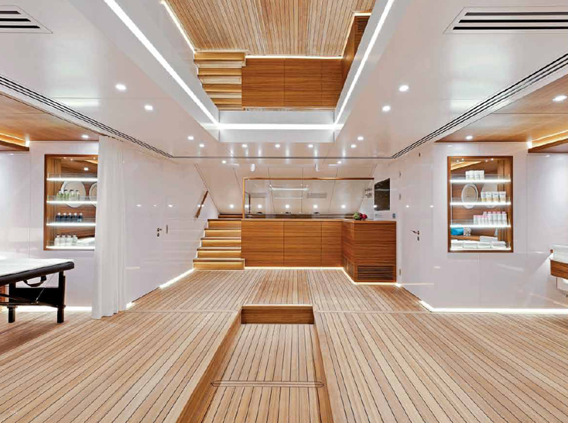 silveryachts-silver-fast-designboom05