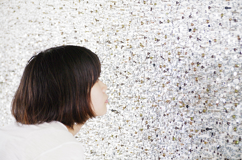 studio yumakano 36445 plus 1 smiley face screw