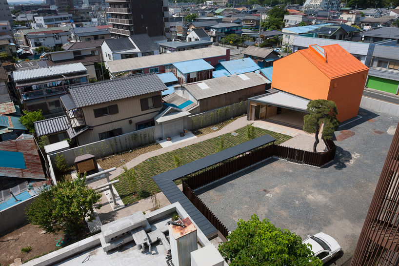 taku sakaushi OFDA associates orange pine gallery designboom