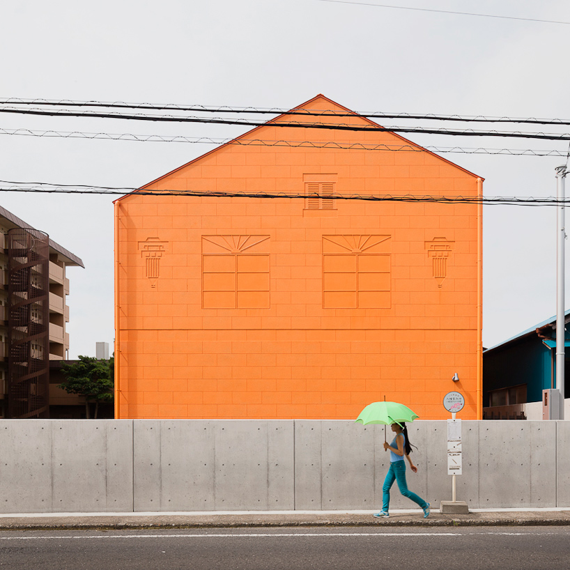 taku sakaushi OFDA associates orange pine gallery designboom