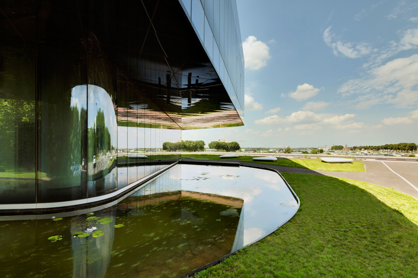 wiel arets architects regiocentrale zuid maasbracht designboom