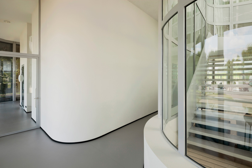 wiel arets architects regiocentrale zuid maasbracht designboom