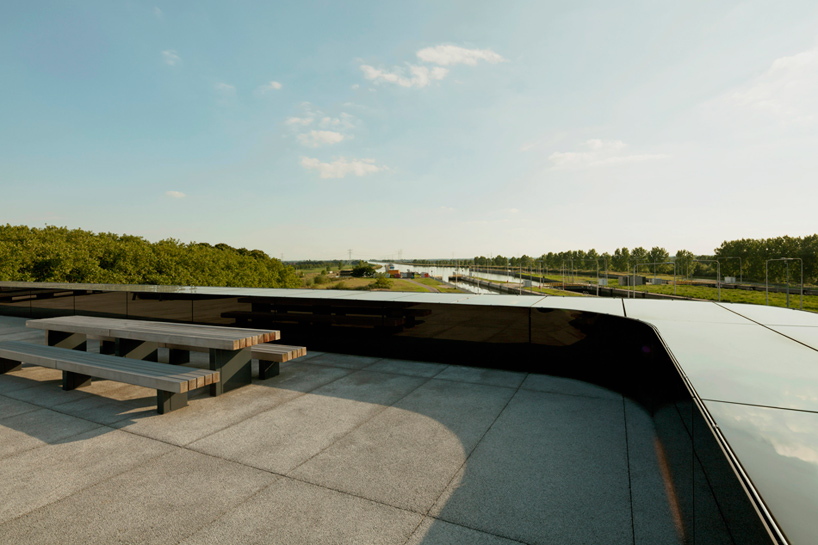 wiel arets architects regiocentrale zuid maasbracht designboom