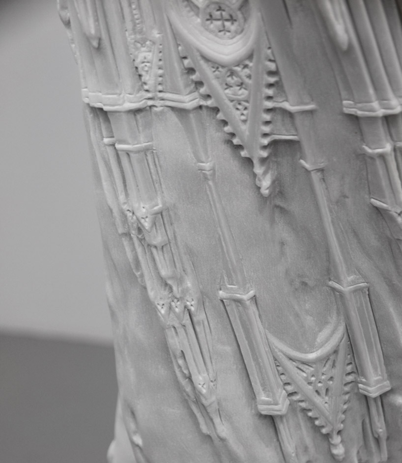 wim delvoye galerie perrotin paris designboom