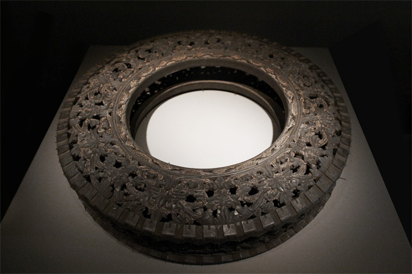 wim delvoye galerie perrotin paris designboom