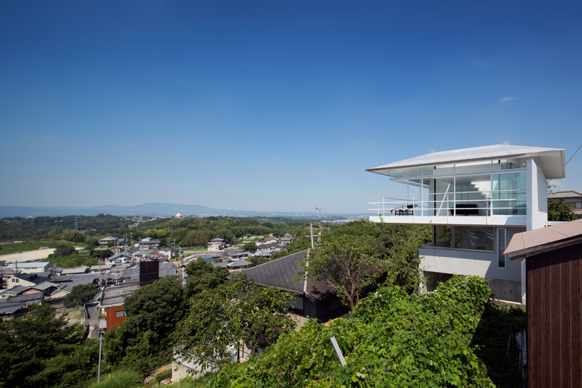 yoshiaki yamashita house in nara-zaka nara japan designboom