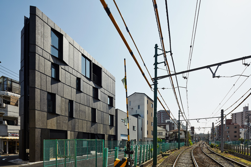 KINO architects masahiro kinoshita KURO building tokyo designboom