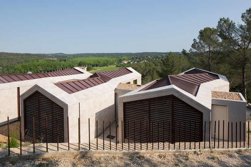NBJ architectes individual house designboom