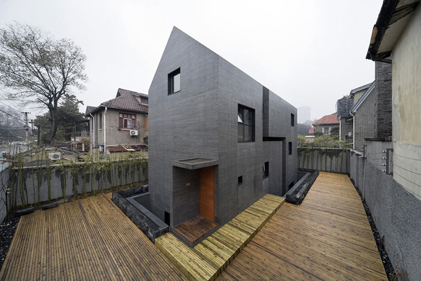 Azl Architects Carves A Concrete Block Into The Slit House
