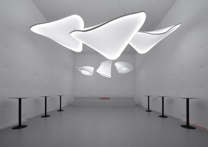 barrisol ross lovegrove interieur biennale designboom 