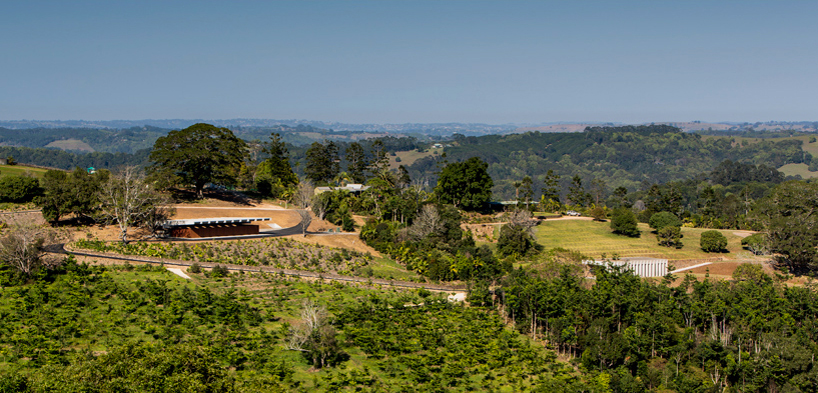 chrofi lune de sang shed australia designboom