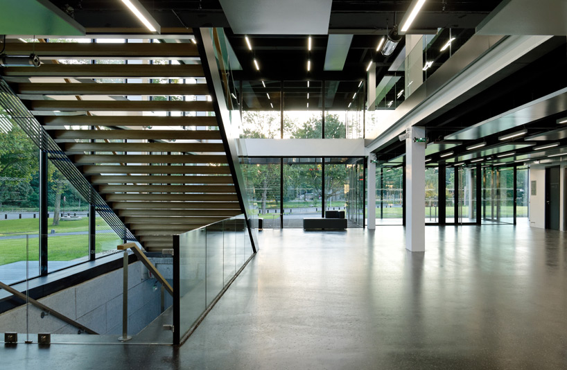 dietmar feichtinger architectes swimming pool kibitzenau designboom