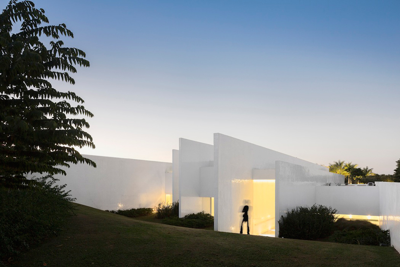 isay weinfeld the shore club south beach miami designboom