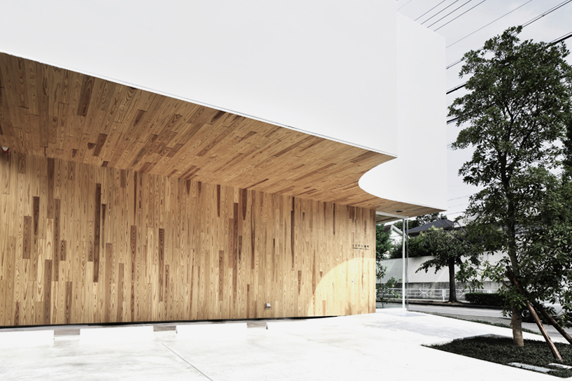 kohki hiranuma timber dentistry teramura osaka designboom