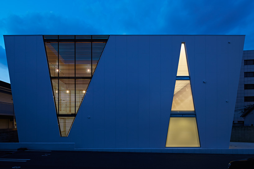 masao yahagi architects house in tatemachi designboom