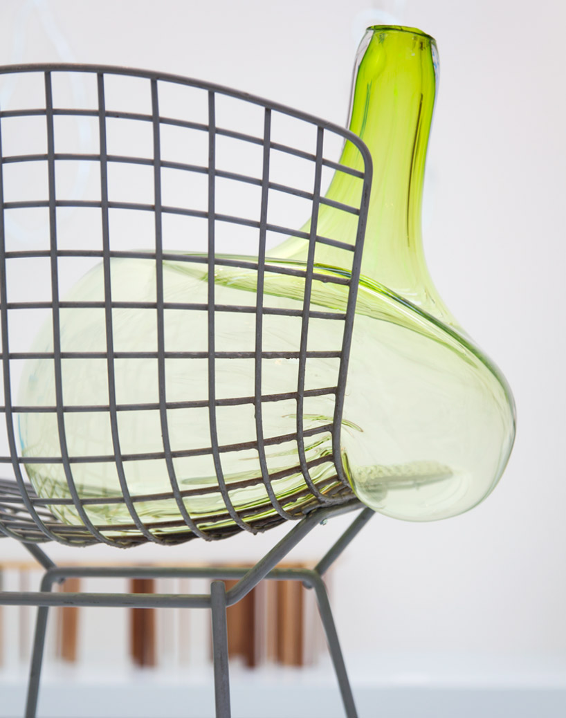 pieke bergmans' rigs production processes in freeze exhibition