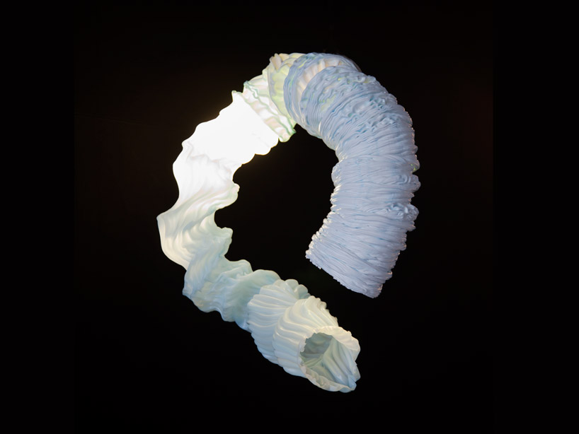 pieke bergmans freeze designboom 