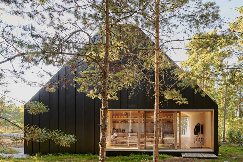 tham & videgård arkitekter house husarö stockholm designboom