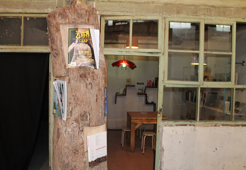 the-bibliorium-bac-ta-gon-designboom07