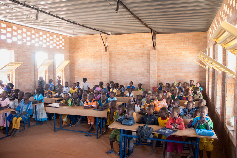 LEVS architecten gangouroubouro primary school mali designboom