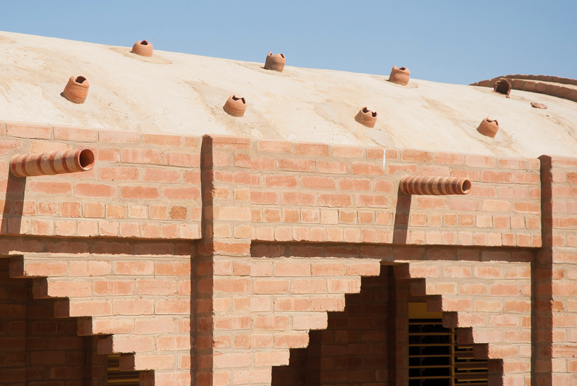 LEVS architecten primary school tanouan ibi mali designboom