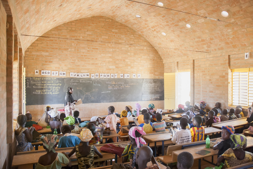 LEVS architecten primary school tanouan ibi mali designboom