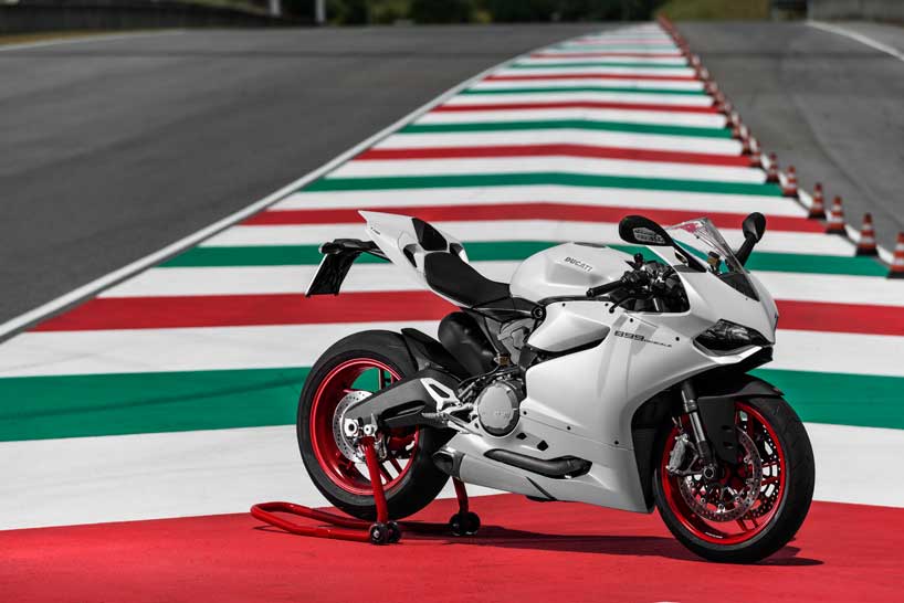 ducati-panigale-1299-designboom10