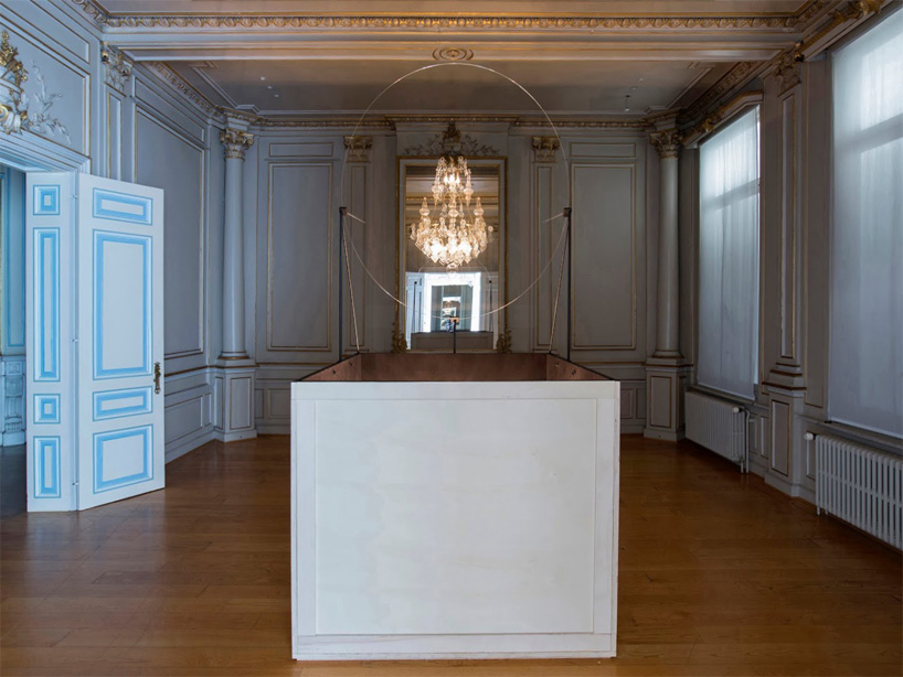 glithero fantoom biennale interieur designboom 