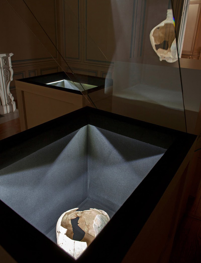 glithero fantoom biennale interieur designboom 