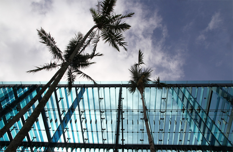 sou fujimoto's blue glass façade in miami design district