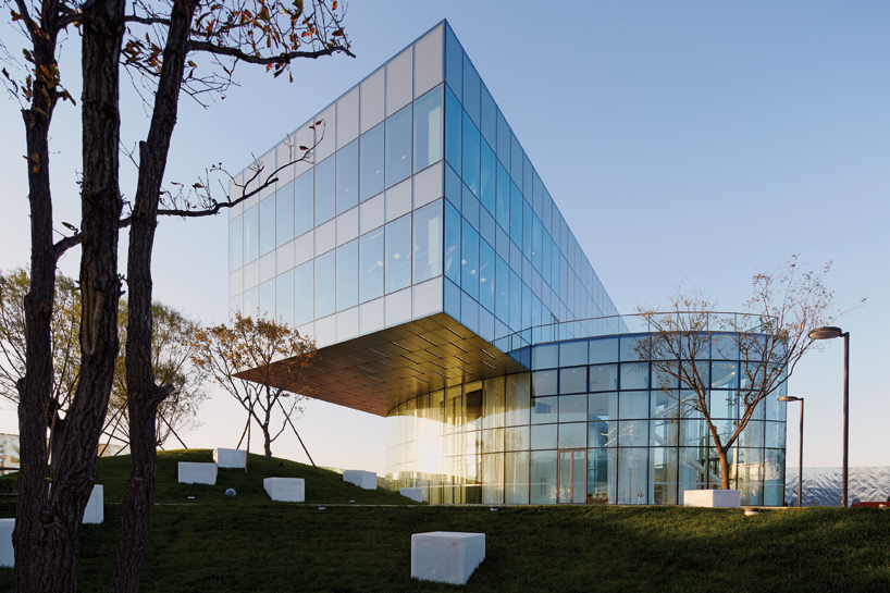 spark architects vanke shoukai development daxing beijing china designboom