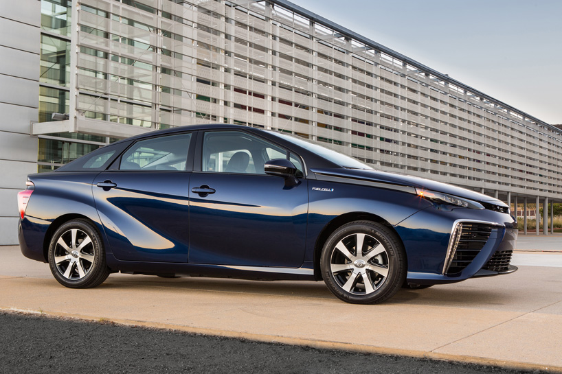 toyota-mirai-designboom03