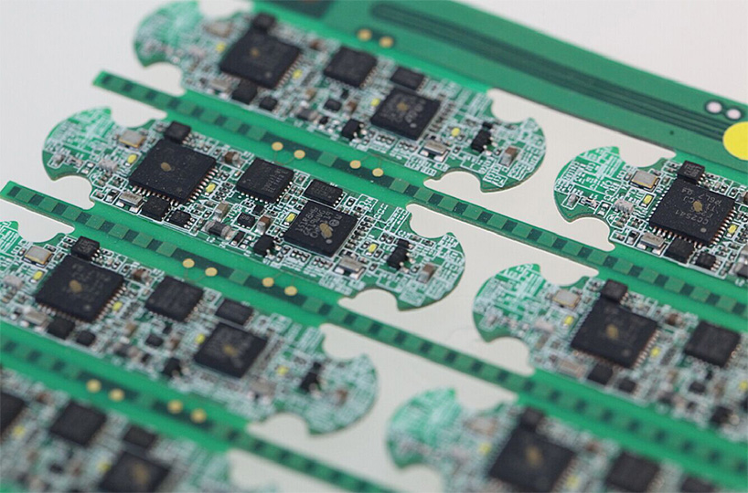 veari fineck smart wearable device neck health