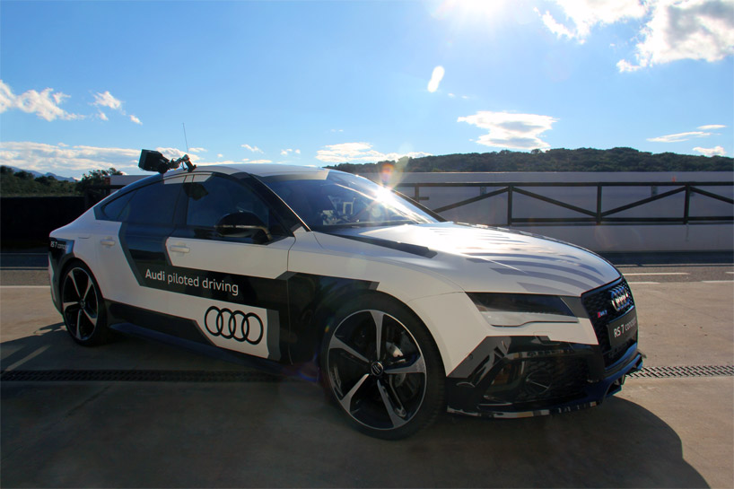 AUDI-piloted-driving-RS-7-ascari-kram-weisshaar-designboom-02