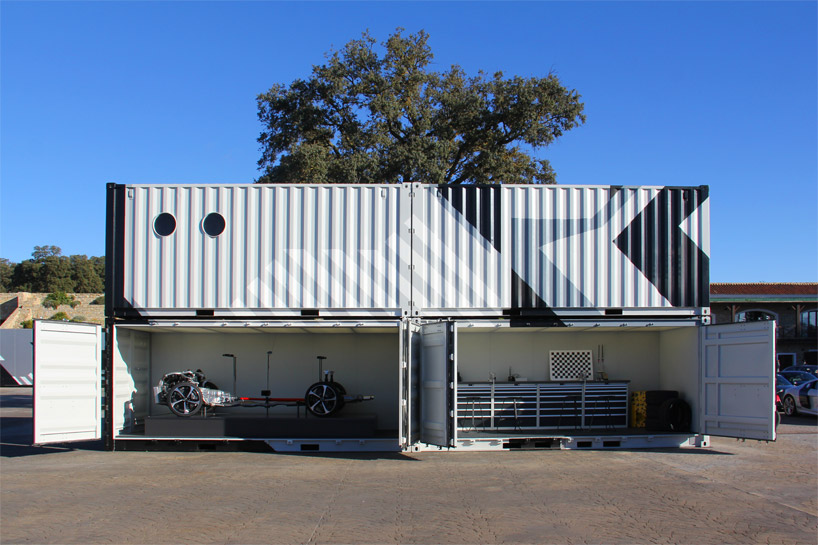 AUDI-piloted-driving-RS-7-ascari-kram-weisshaar-designboom-17