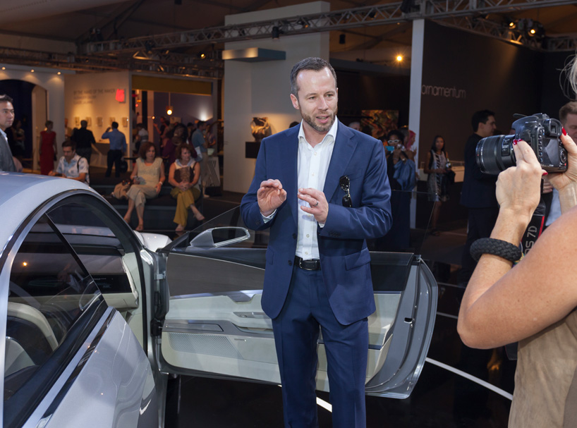 AUDI-prologue-miami-video-designboom06