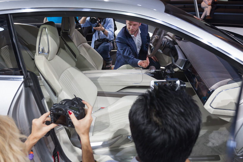 AUDI-prologue-miami-video-designboom07