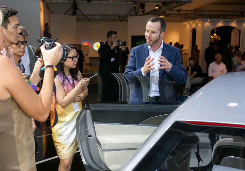 AUDI-prologue-miami-video-designboom08