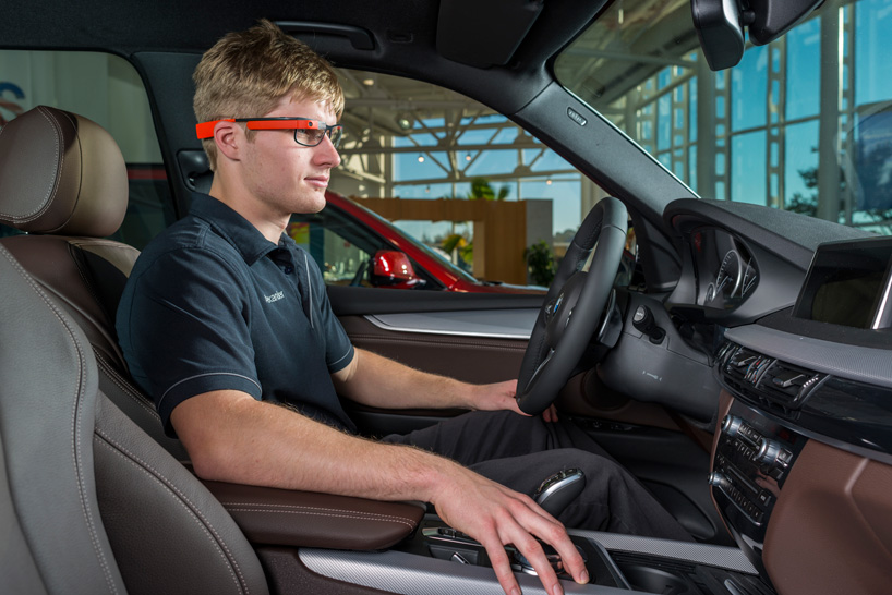 BMW group test google glass to ensure quality assurance in production