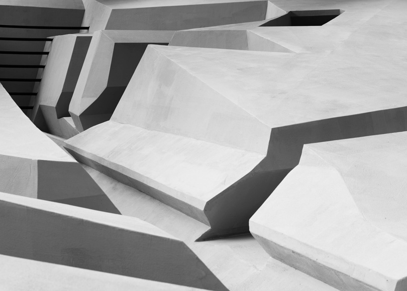 RAAAF barbara visser the end of sitting designboom