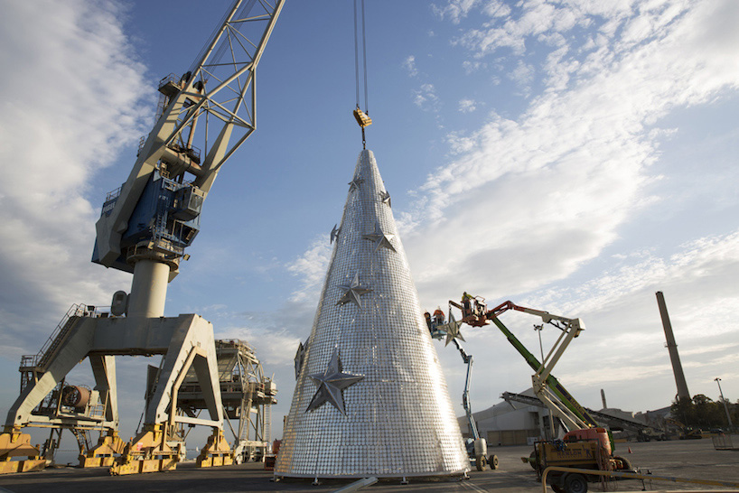 creative production services geelong floating christmas tree corio bay australia