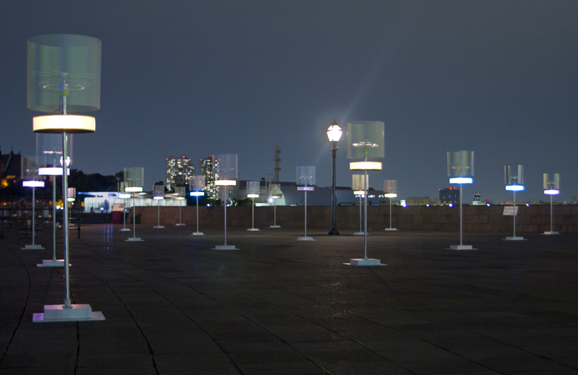 GwaGwa colors of the windway japanese waterfront wind responsive color lights