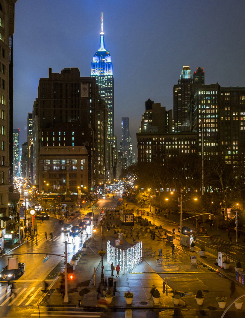inaba new york light flatiron plaza designboom