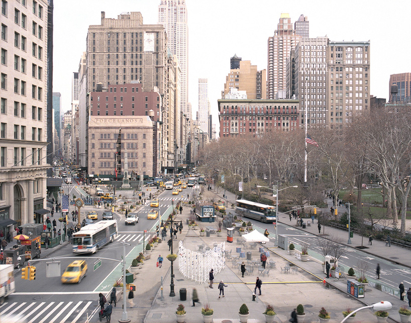 inaba new york light flatiron plaza designboom
