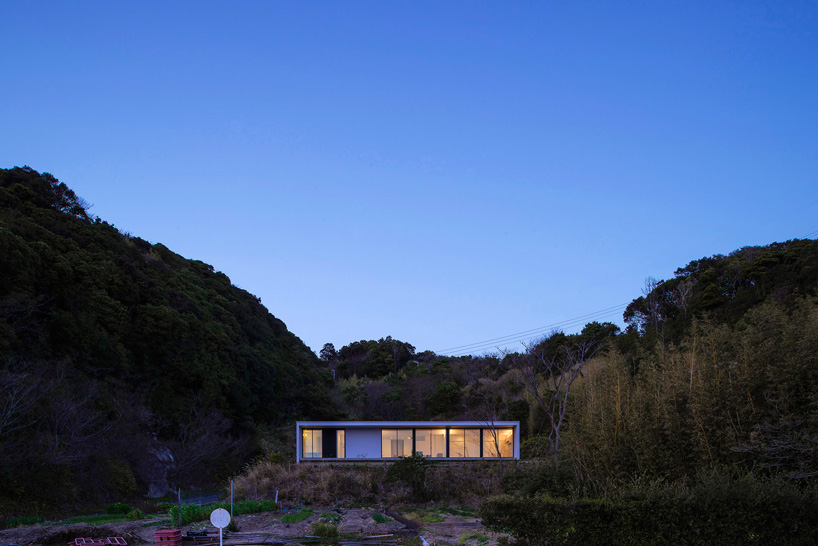 okuwada architects office hillside house shirahama japan designboom