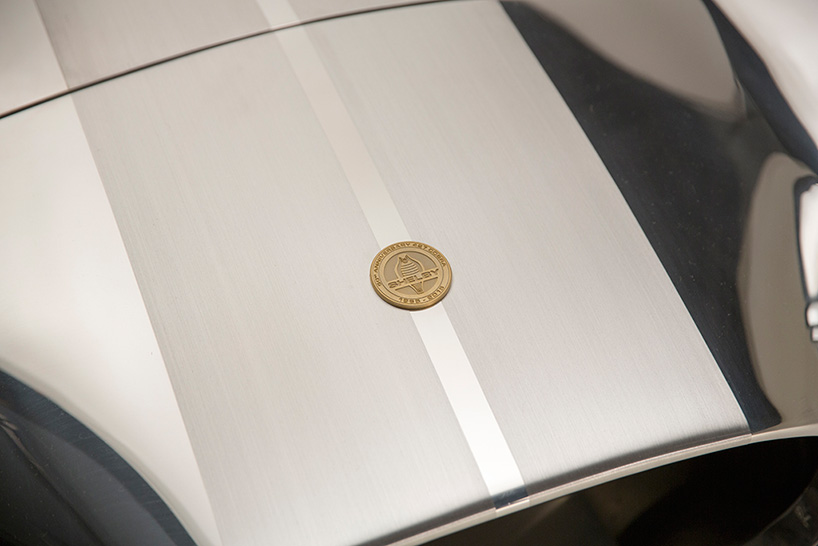 shelby-427-cobra-50th-anniversary-designboom04