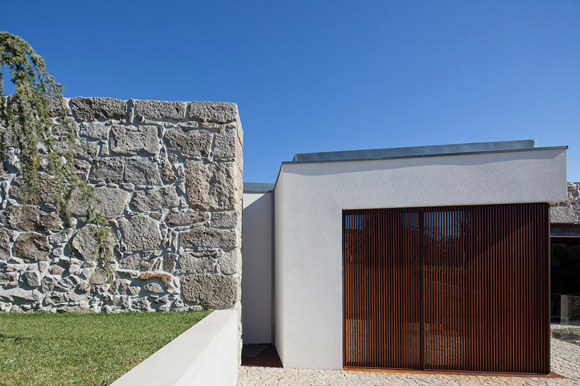 FCC arquitectura RM house felgueiras portugal designboom